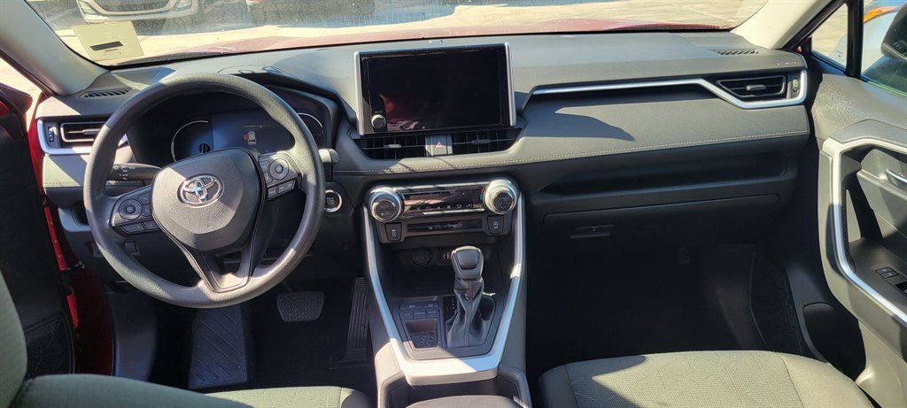 2023 Toyota RAV4 - $28,500