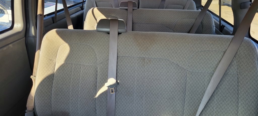 2018 Chevrolet Express - $22,900