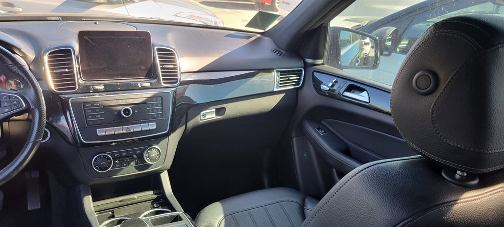 2018 Mercedes-Benz E-Class - $21,900
