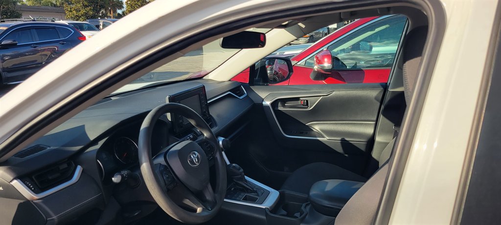 2019 Toyota RAV4 - $20,900