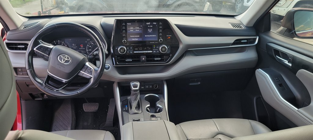 2021 Toyota Highlander - $23,900