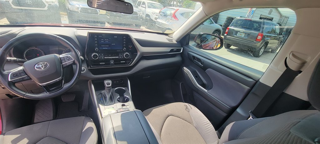 2021 Toyota Highlander - $25,900