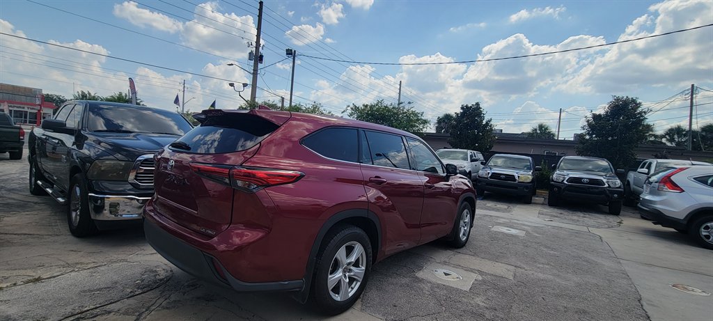 2021 Toyota Highlander - $25,900