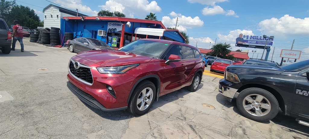 2021 Toyota Highlander - $25,900