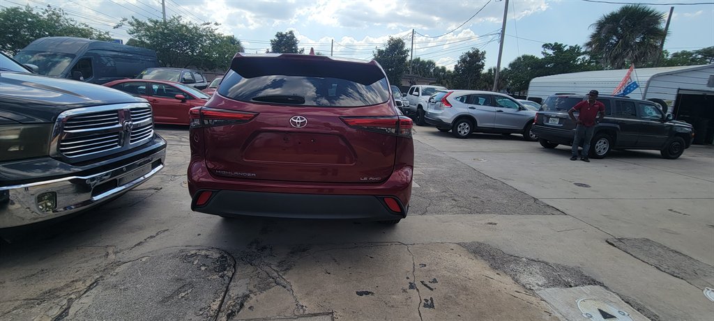 2021 Toyota Highlander - $25,900