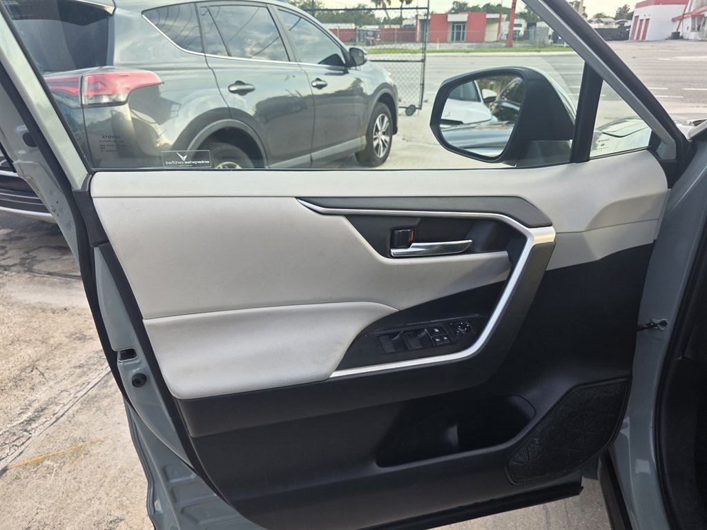 2021 Toyota RAV4 - $22,900