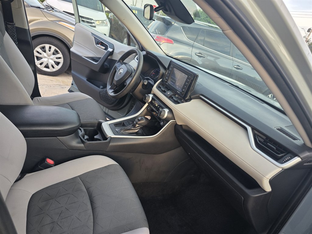 2021 Toyota RAV4 - $22,900