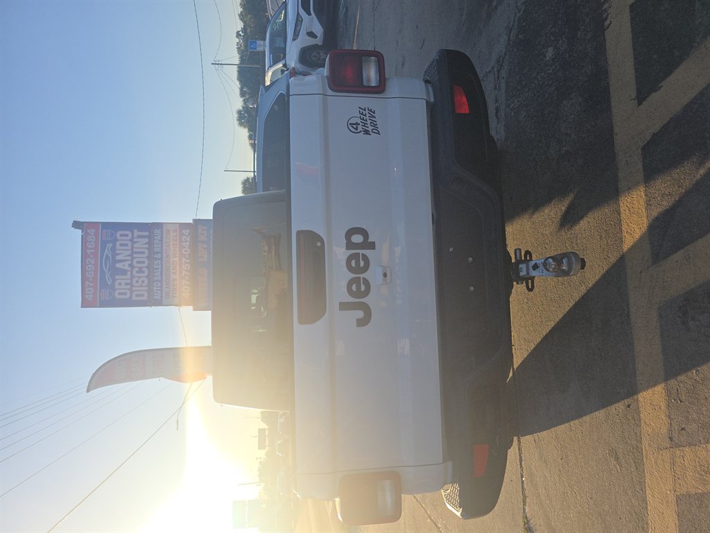 2021 Jeep Gladiator - $24,900