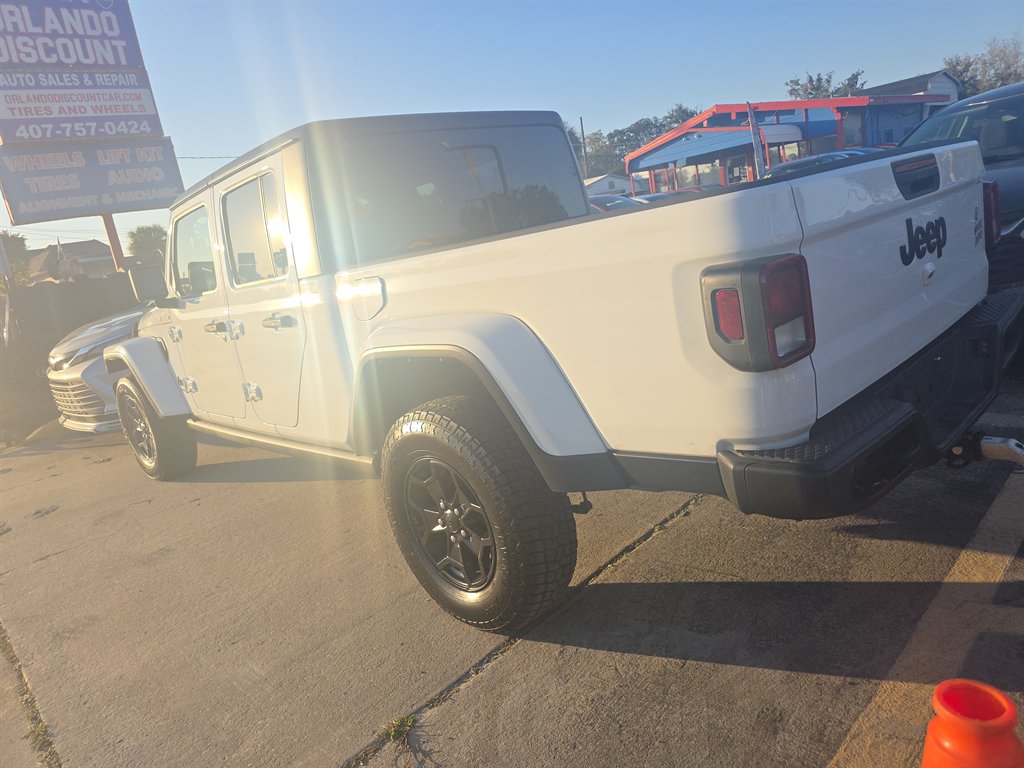 2021 Jeep Gladiator - $24,900