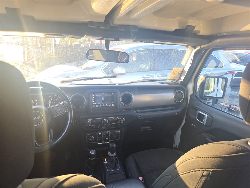 2021 Jeep Gladiator - $24,900