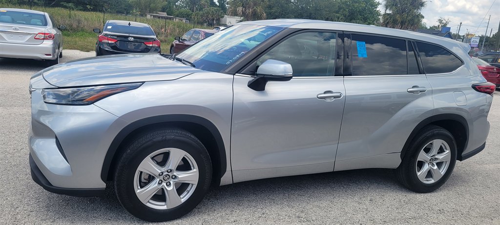 2021 Toyota Highlander - $22,900