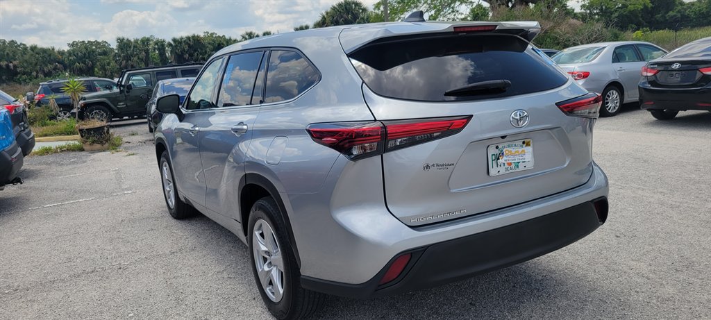 2021 Toyota Highlander - $22,900
