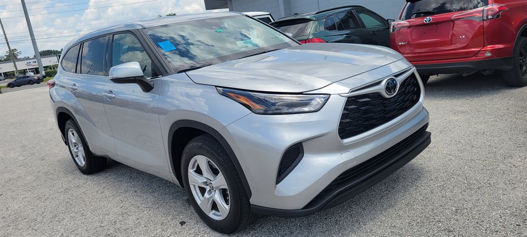2021 Toyota Highlander - $22,900
