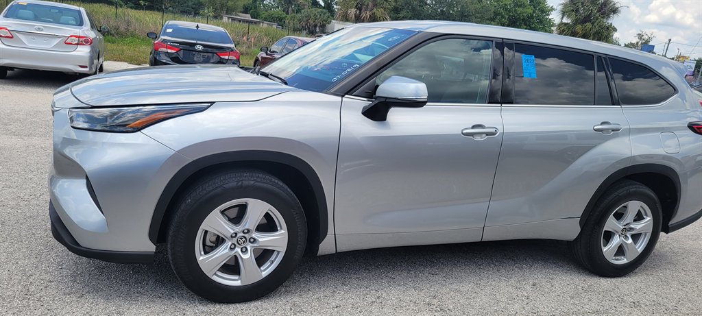 2021 Toyota Highlander - $22,900