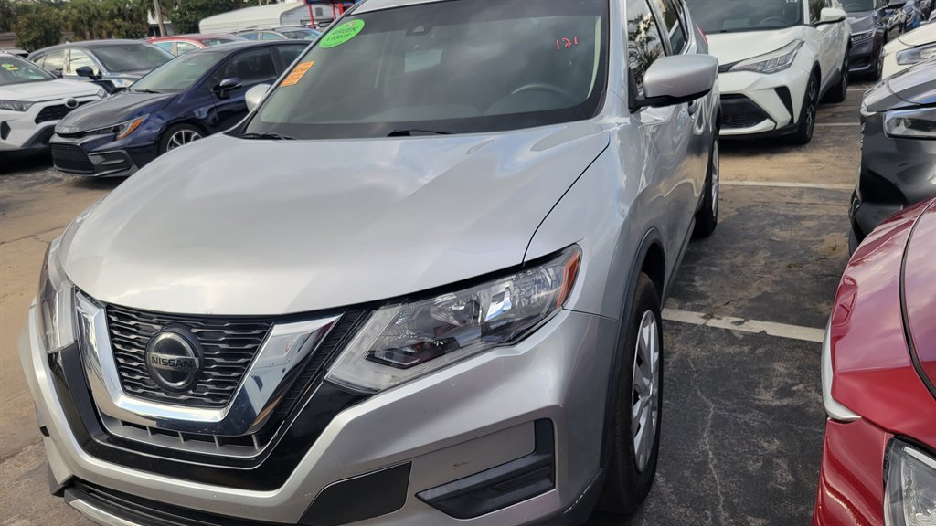 2020 Nissan Rogue - $10,500
