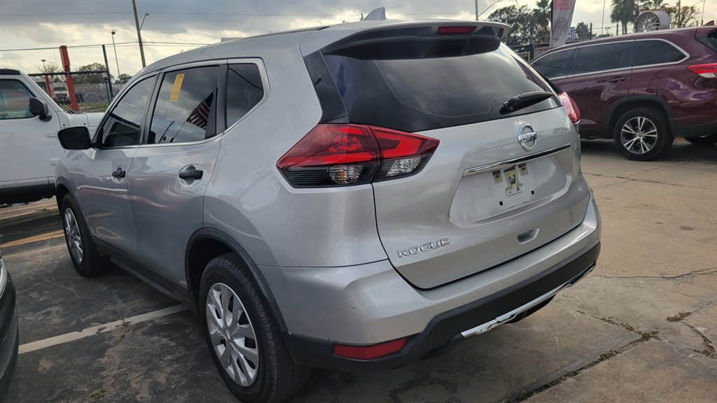 2020 Nissan Rogue - $10,500