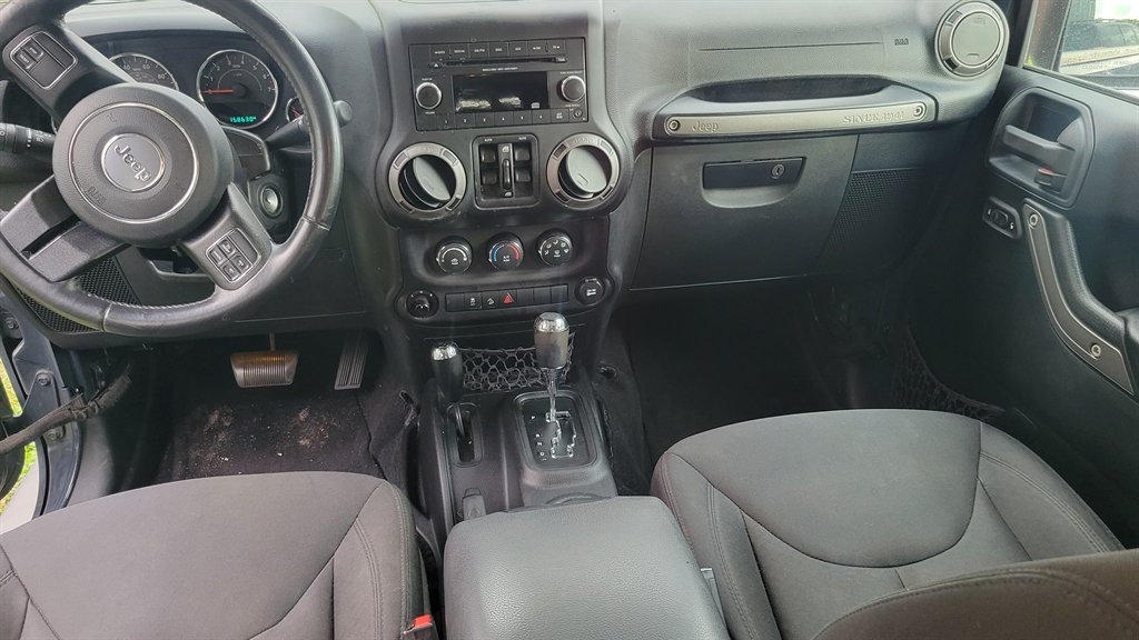 2016 Jeep Wrangler - $11,500