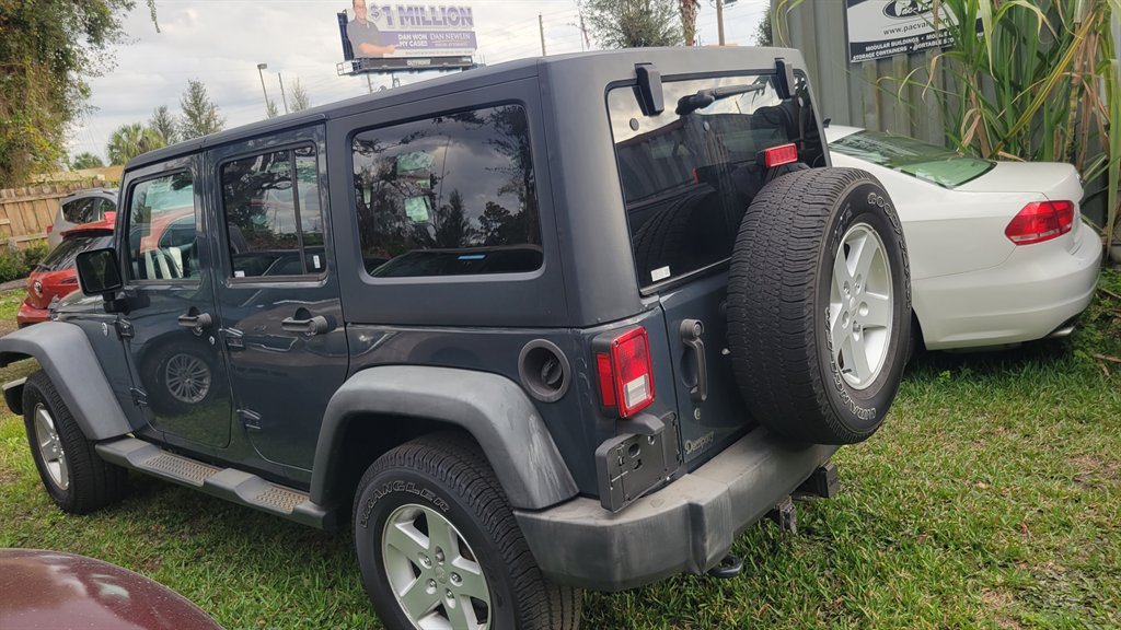 2016 Jeep Wrangler - $11,500