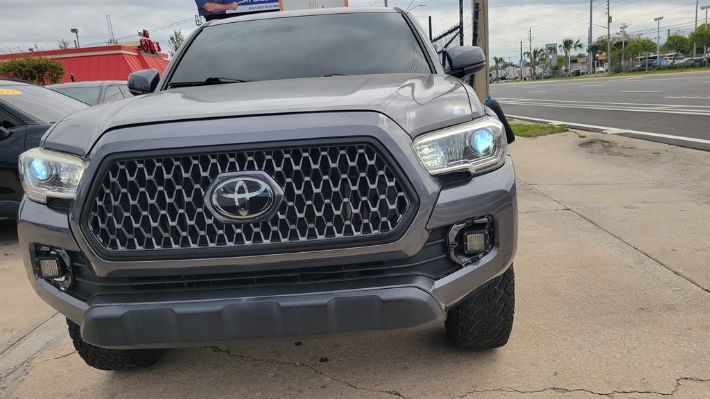 2016 Toyota Tacoma - $17,900