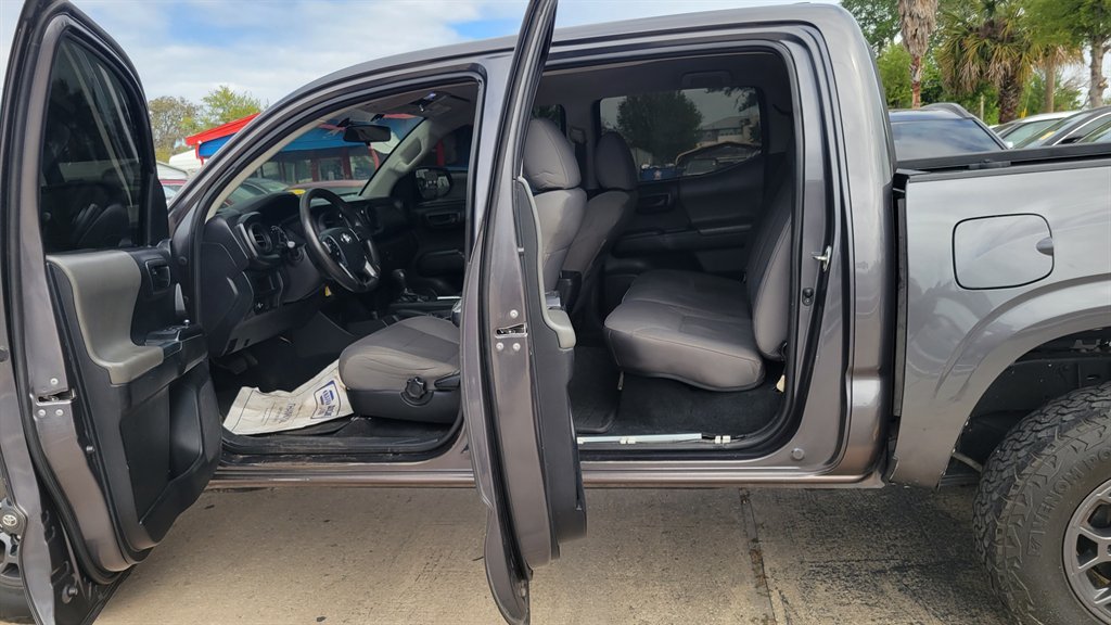 2016 Toyota Tacoma - $17,900
