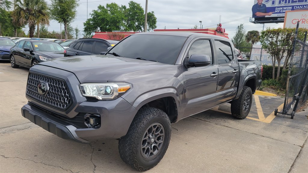 2016 Toyota Tacoma - $17,900