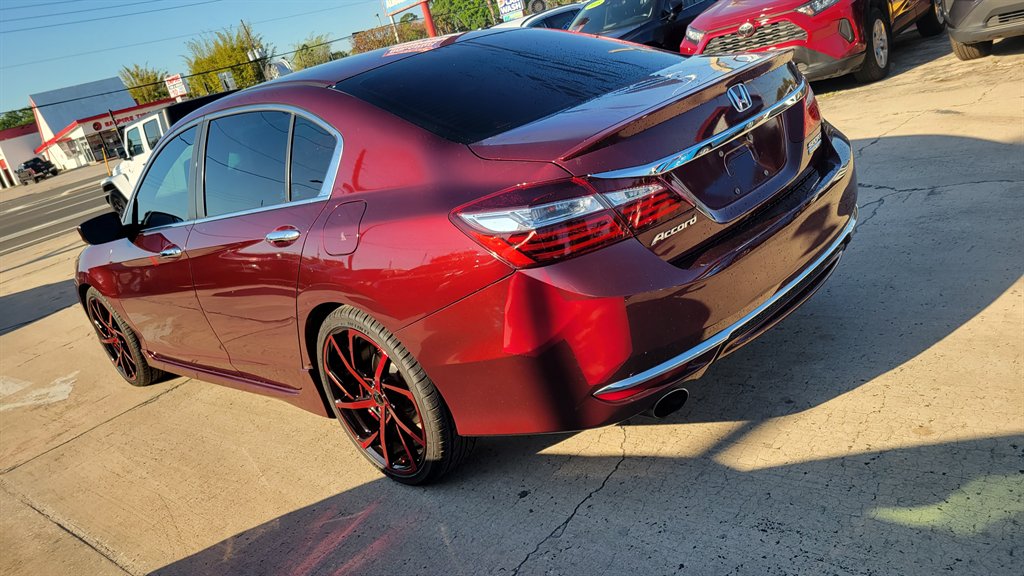 2017 Honda Accord - $15,500