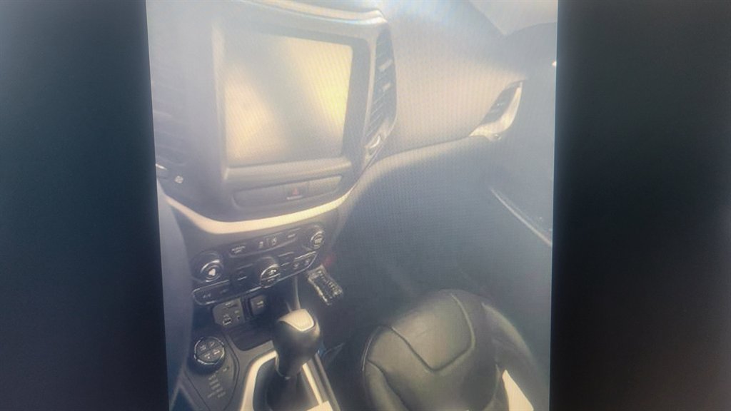 2015 Jeep Cherokee - $9,500