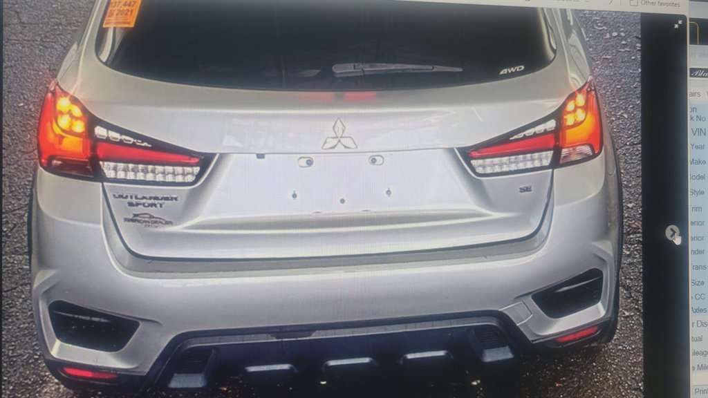 2021 Mitsubishi Outlander - $9,900
