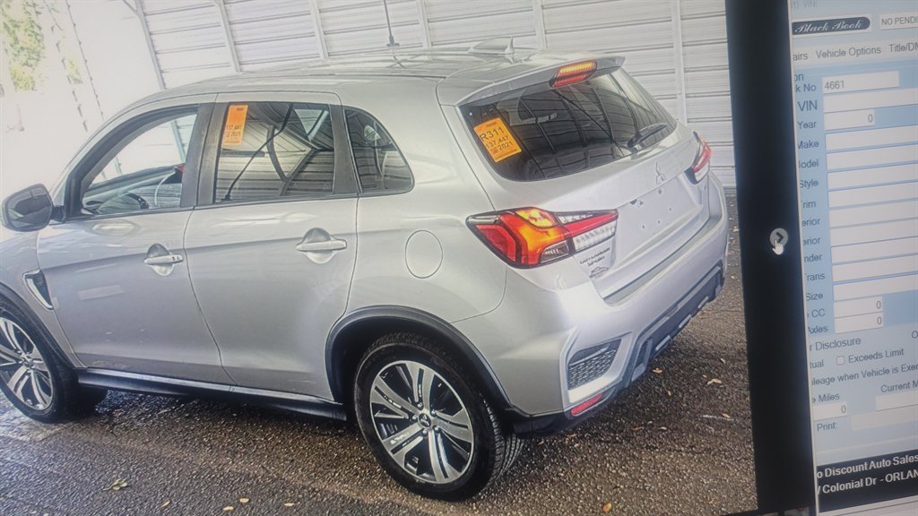 2021 Mitsubishi Outlander - $9,900