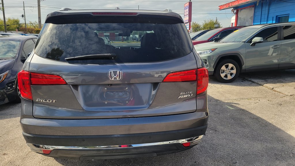 2016 Honda Pilot - $14,900