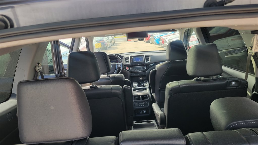 2016 Honda Pilot - $14,900