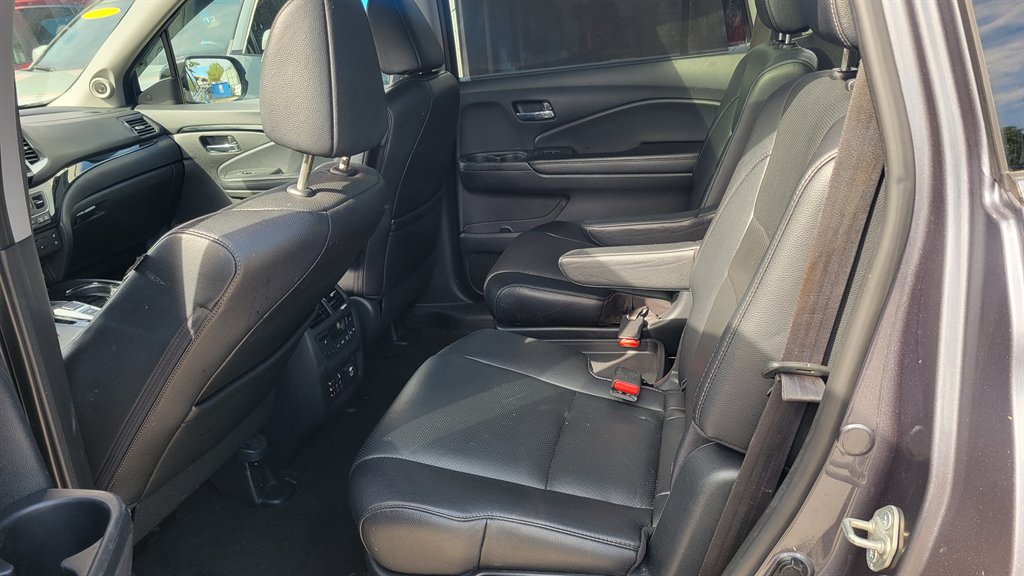 2016 Honda Pilot - $14,900