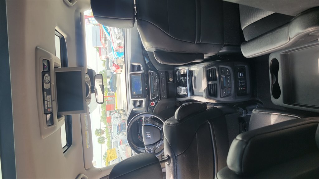 2016 Honda Pilot - $14,900