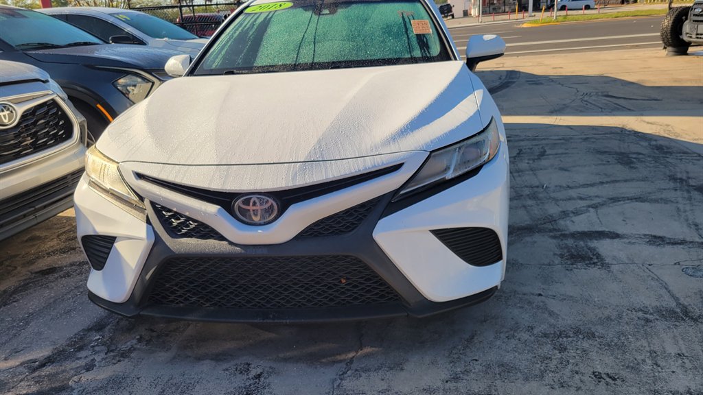 2018 Toyota Camry - $13,500