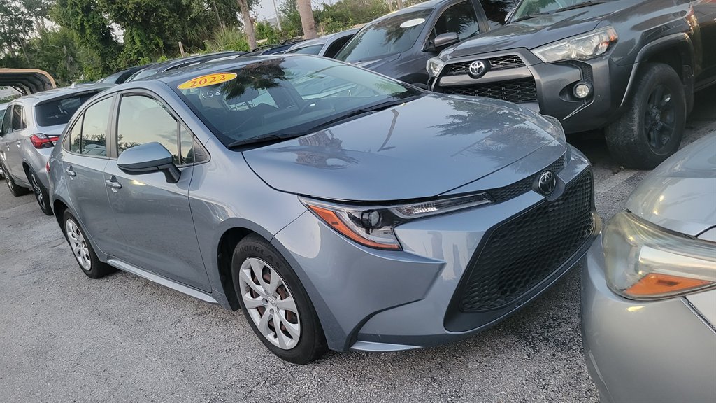 2022 Toyota Corolla - $12,900