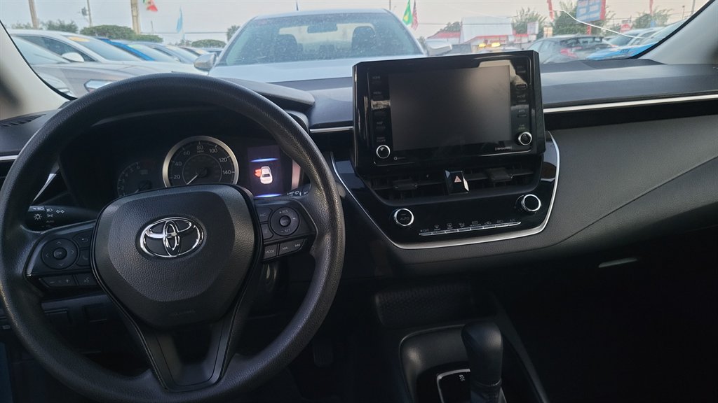 2022 Toyota Corolla - $12,900