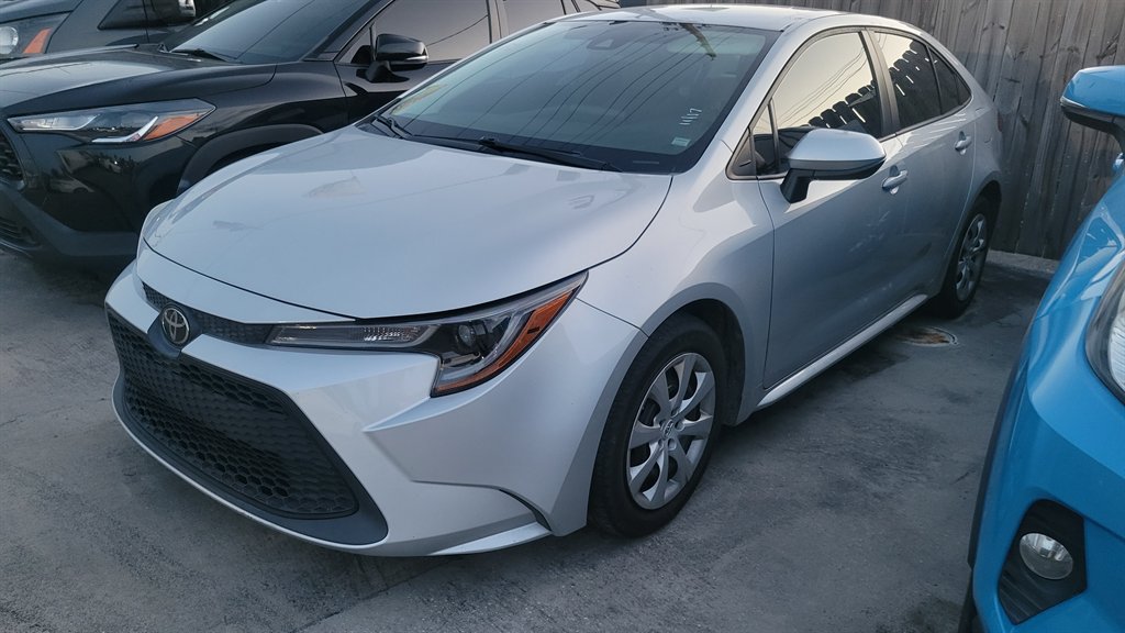2022 Toyota Corolla - $15,900