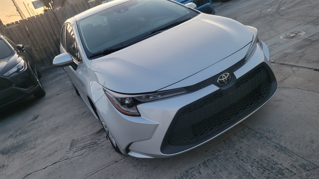 2022 Toyota Corolla - $15,900