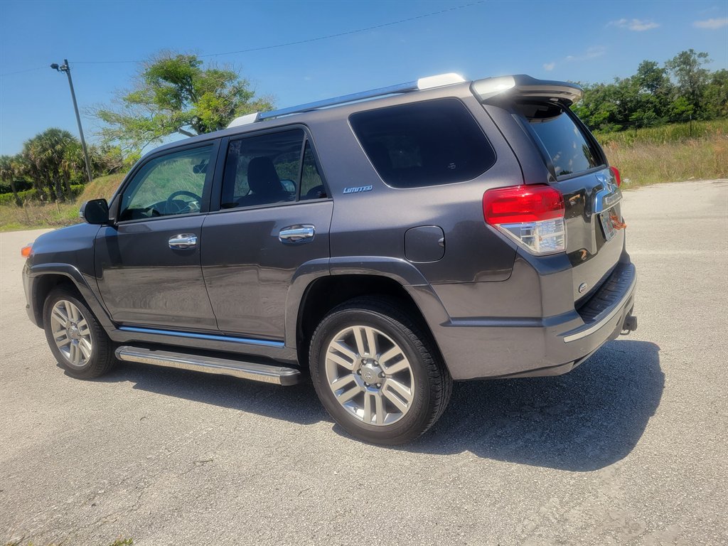 2013 Toyota 4Runner - $17,900
