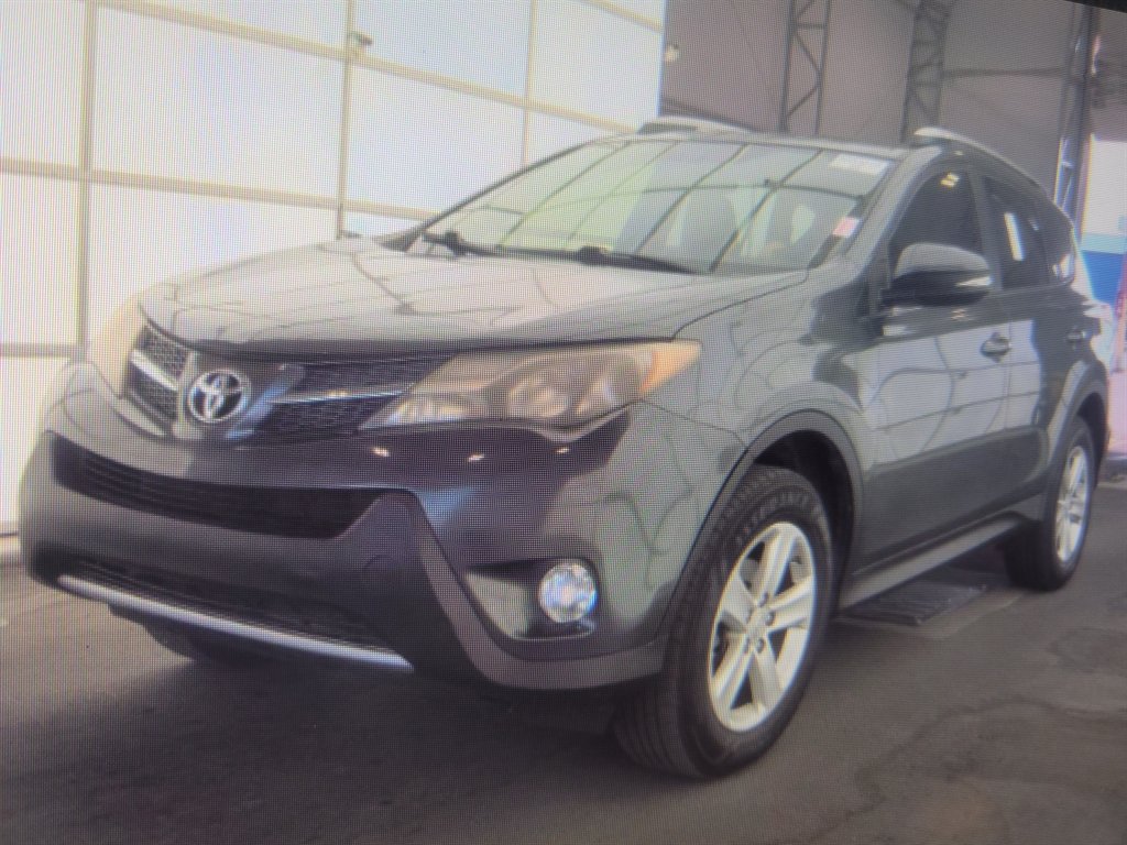 2014 Toyota RAV4 - $11,900