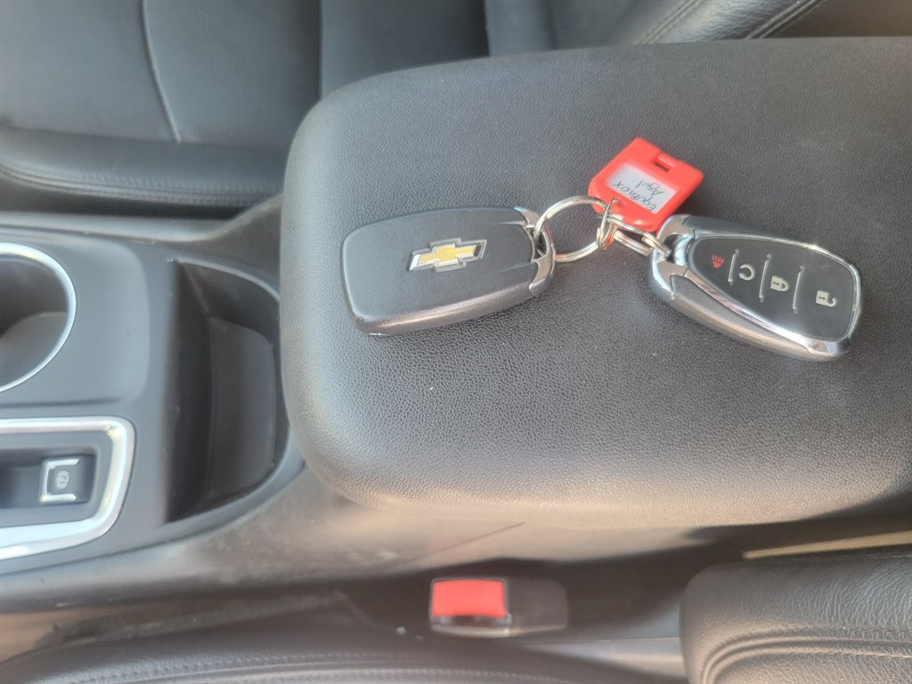 2018 Chevrolet Equinox - $9,900