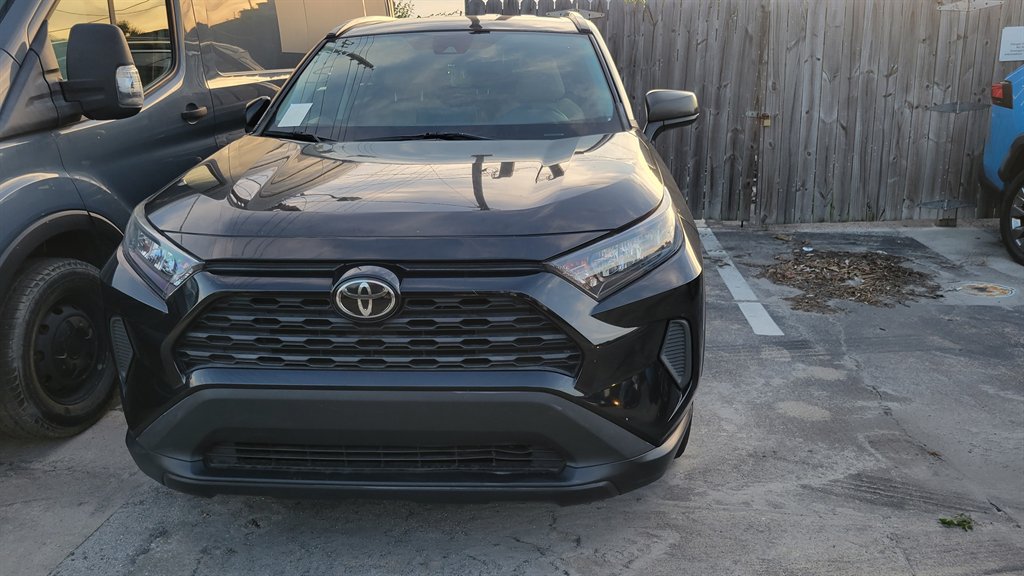 2021 Toyota RAV4 - $21,900