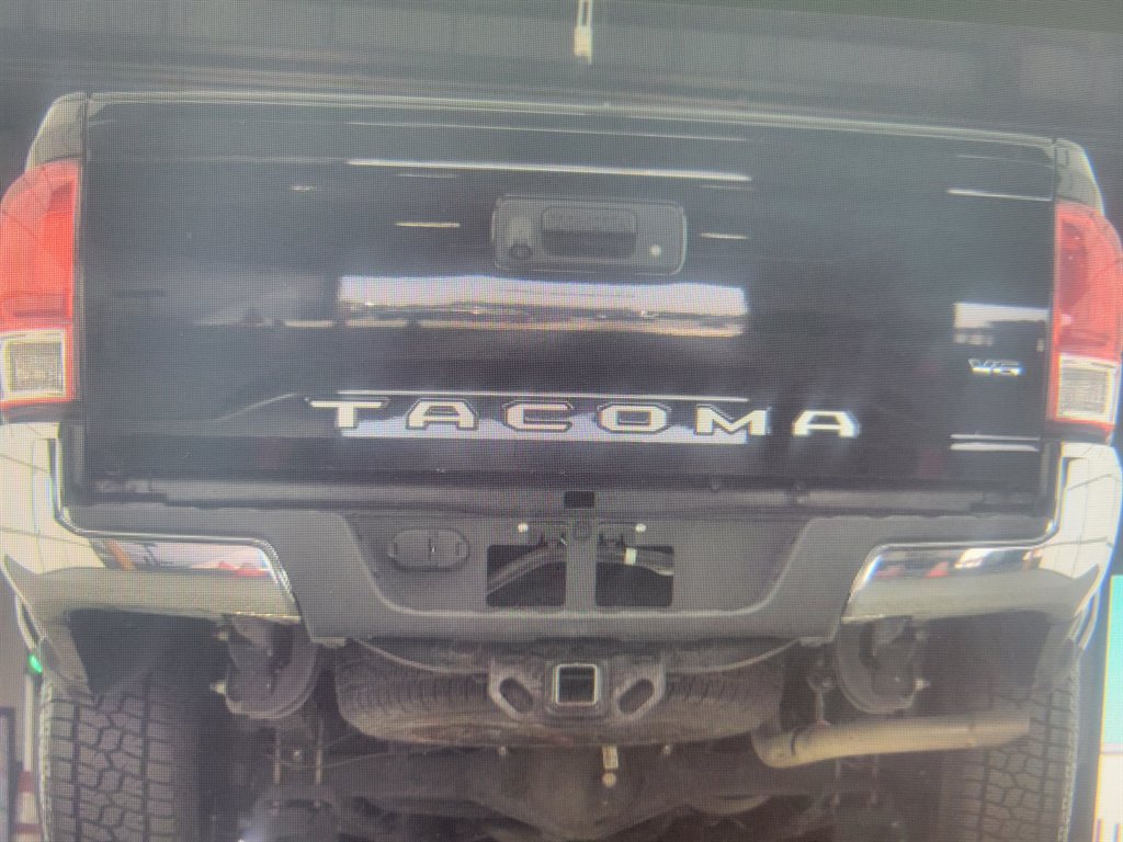2017 Toyota Tacoma - $19,900