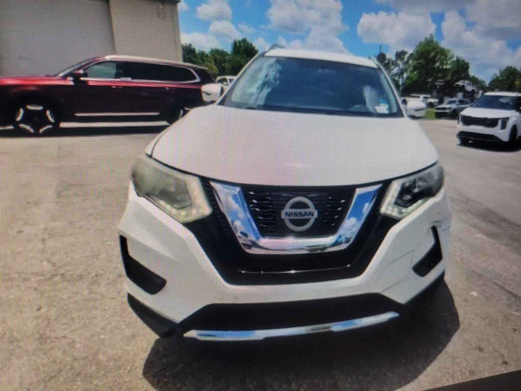 2017 Nissan Rogue - $8,500