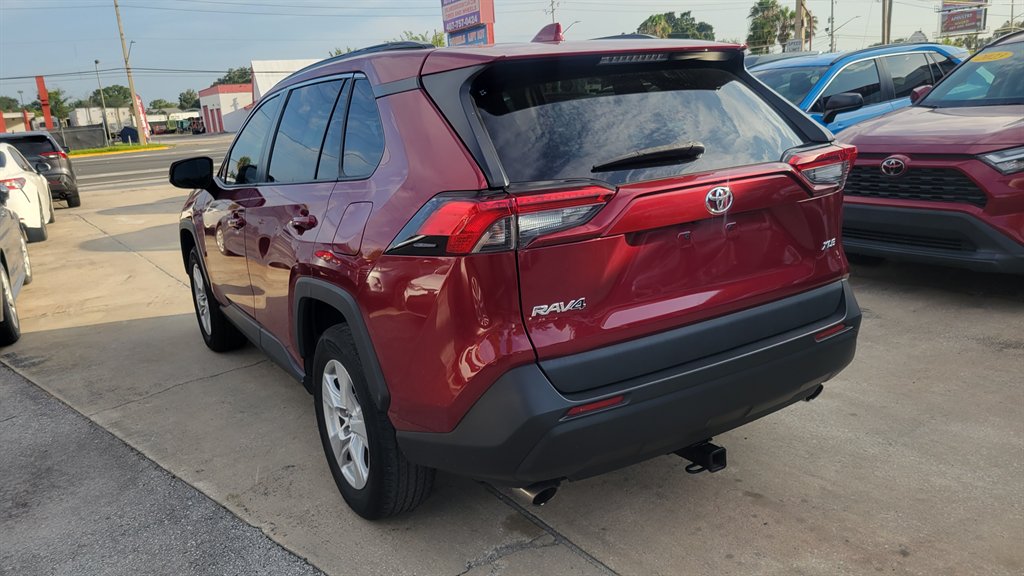 2020 Toyota RAV4 - $23,500