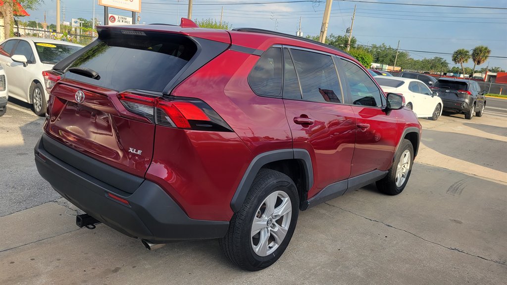 2020 Toyota RAV4 - $23,500