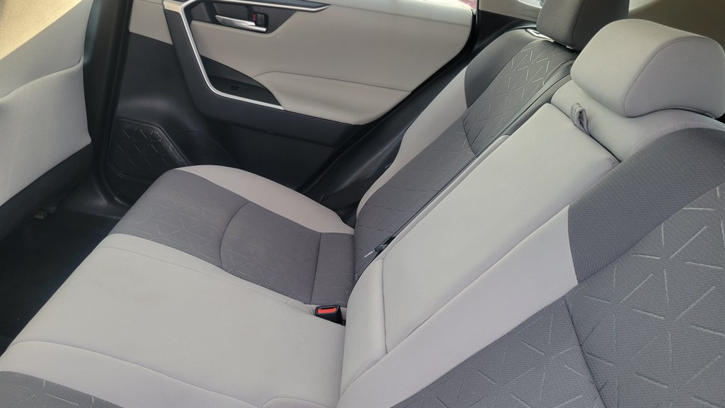 2020 Toyota RAV4 - $23,500