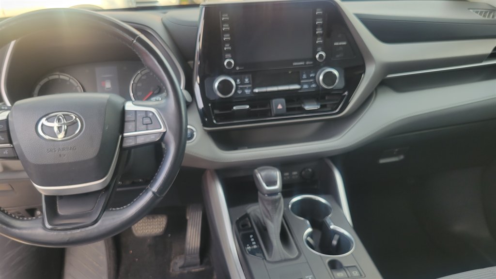 2022 Toyota Highlander - $24,900