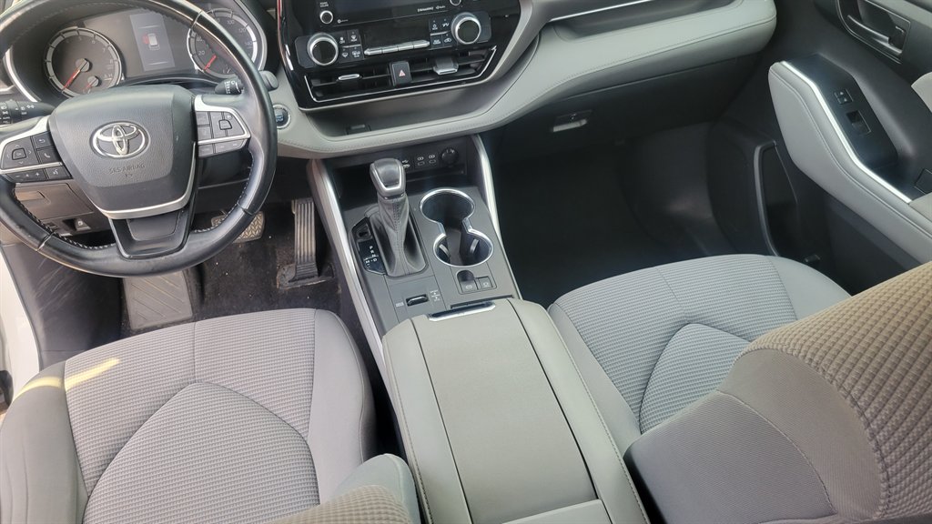 2022 Toyota Highlander - $24,900