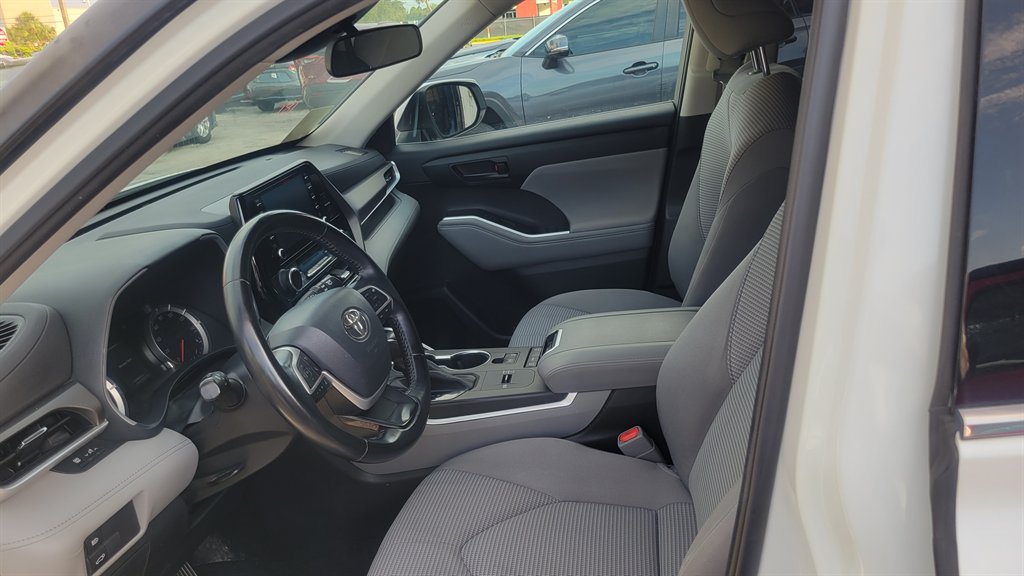 2022 Toyota Highlander - $24,900
